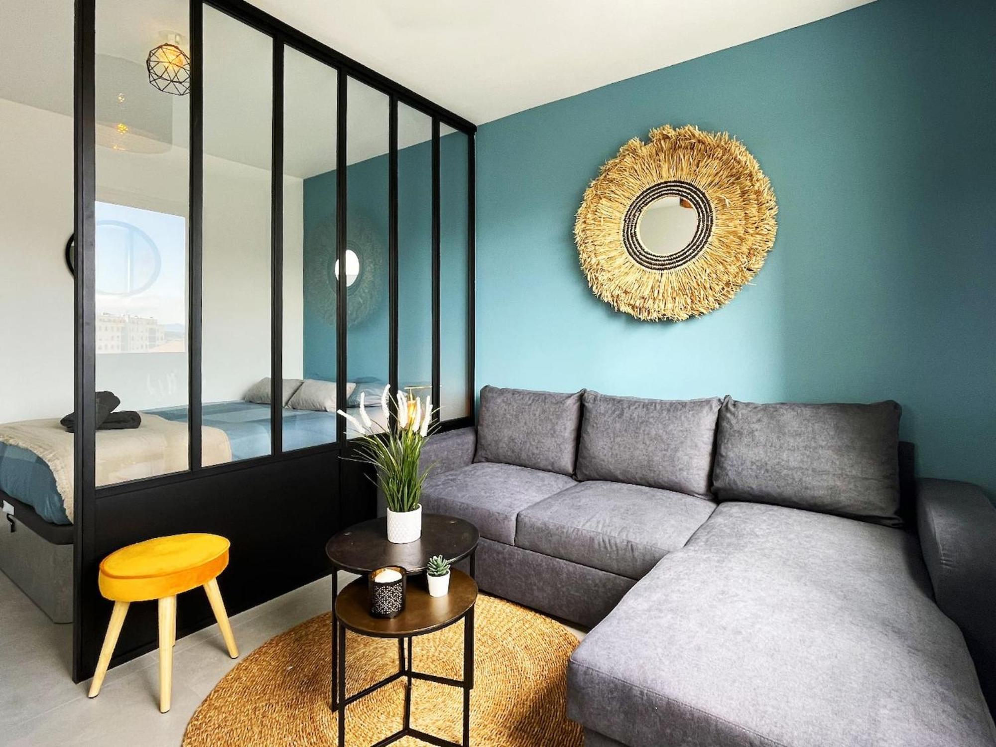 Homey Superchill: Modern Central Apartment with Netflix and Wi-Fi Annemasse Exterior photo